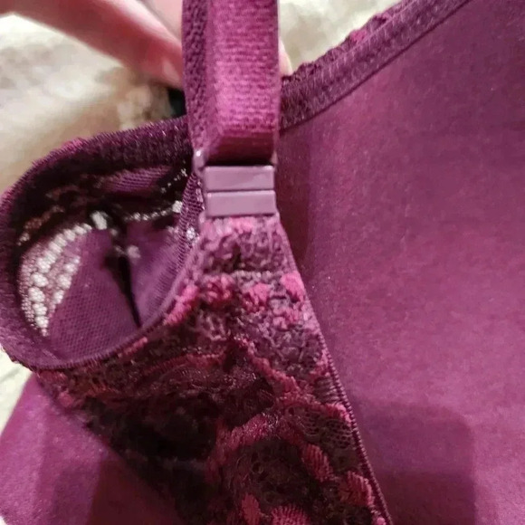 Victoria's Secret T-Shirt Push-Up Full Coverage Bra - Logo Band - 32C -purple‎ - Picture 5 of 7